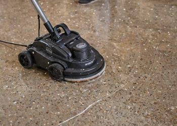 Vinyl floor maintenance